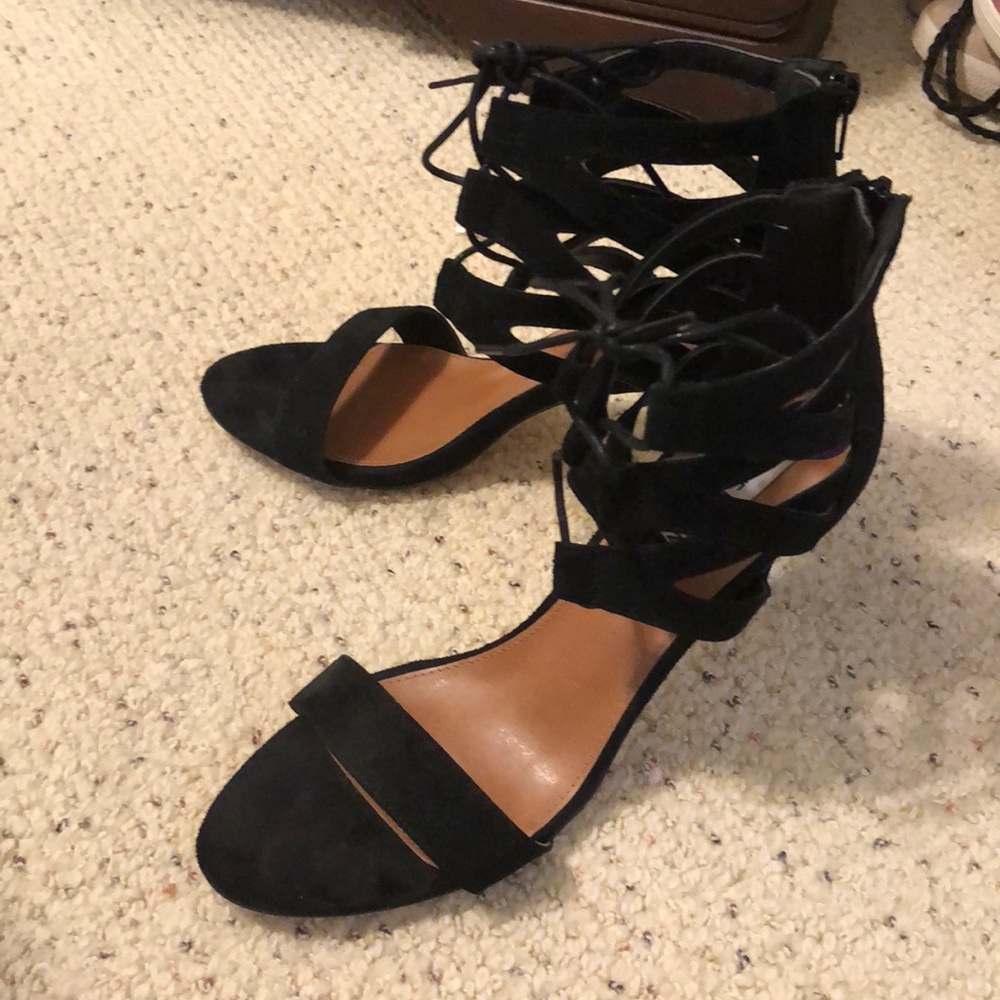 Steve Madden Black Lace Up Heels